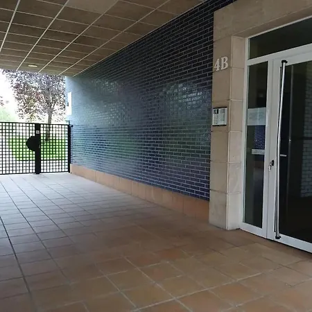 Piso Con Garaje Apartment Lugones